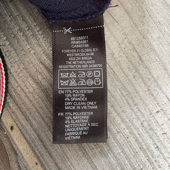 SUSPENDER SHORTS - Picture 4 of 4